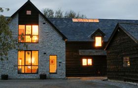 5-Star Luxury Accommodation in Kildare, Ireland - brighten-up.uk