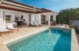 Luxury Beachside Villa Porto Bus Villa 2