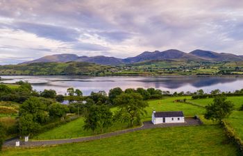 Lough Island Reavy Cottage