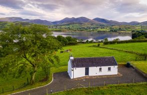 Lough Island Reavy Cottage