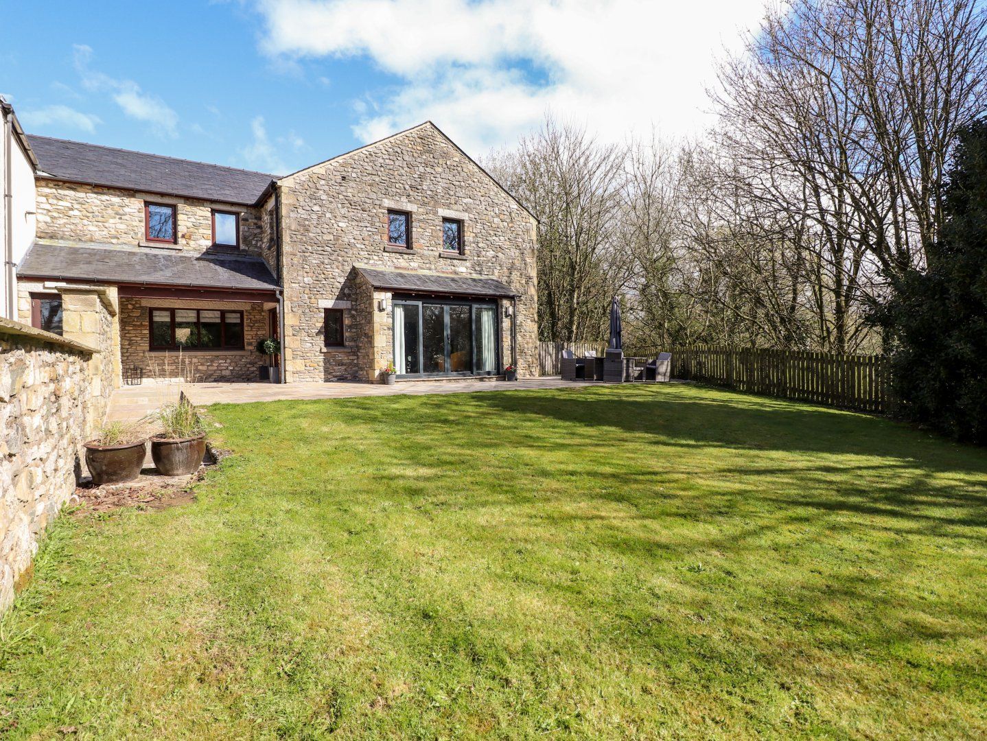 Crooklands Cottage photo 1