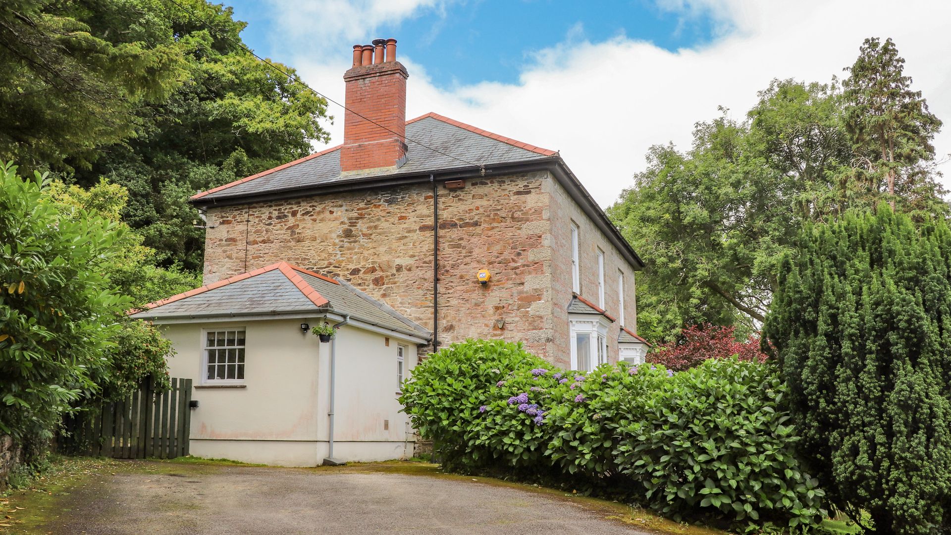 Gweek House photo 4