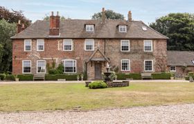 Solton Manor reviews