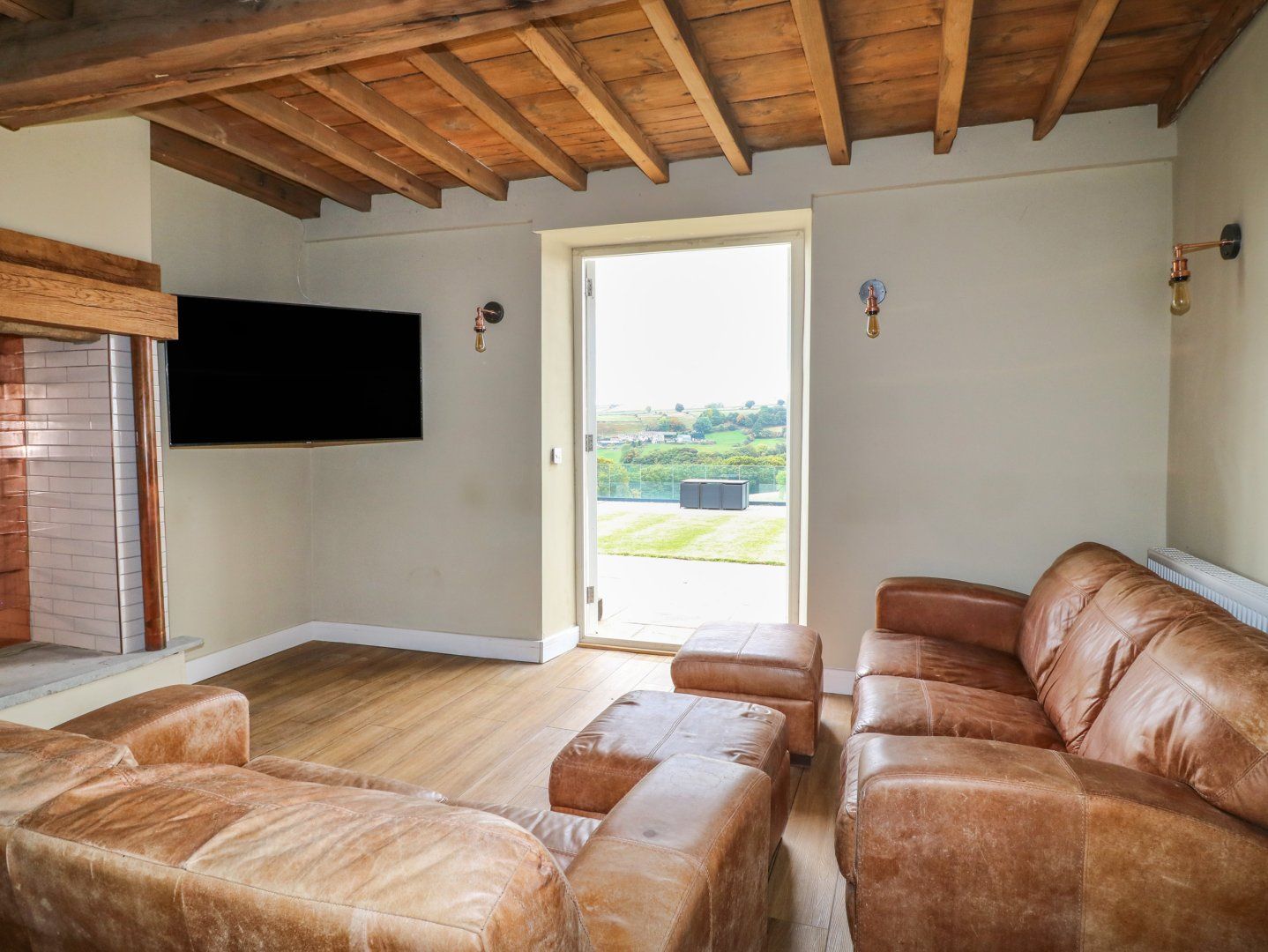 Top Hill Farm Cottage photo 2