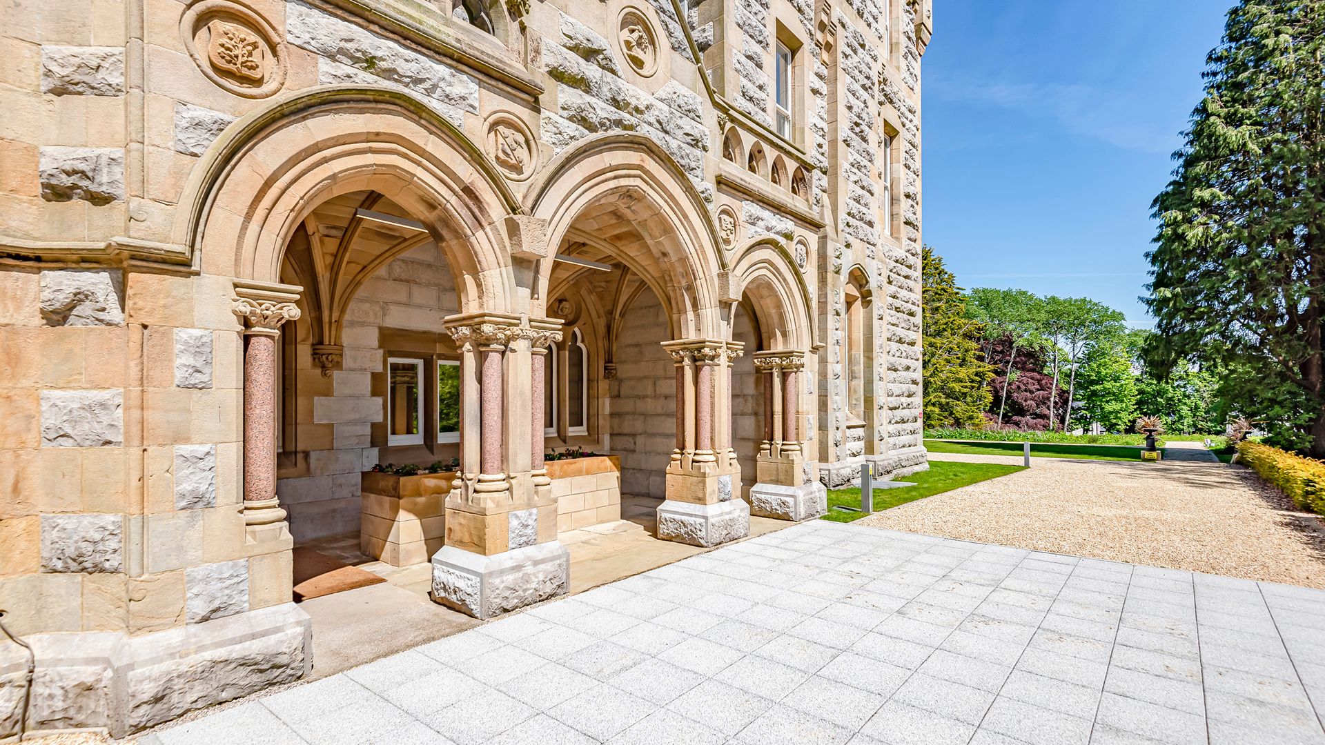The Kennedy House Stone Cross Mansion photo 3
