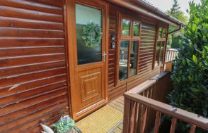 1 Hornbeam Lodge