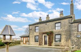 House in West Yorkshire reviews