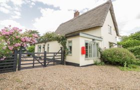 Waveney Cottage reviews