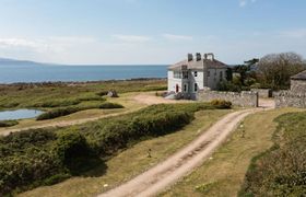 Sea View Manor House