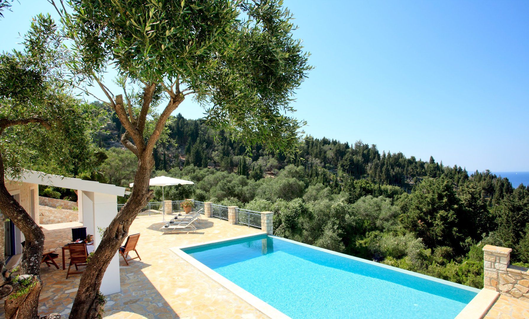 Aphrodite’s Light photo 7
