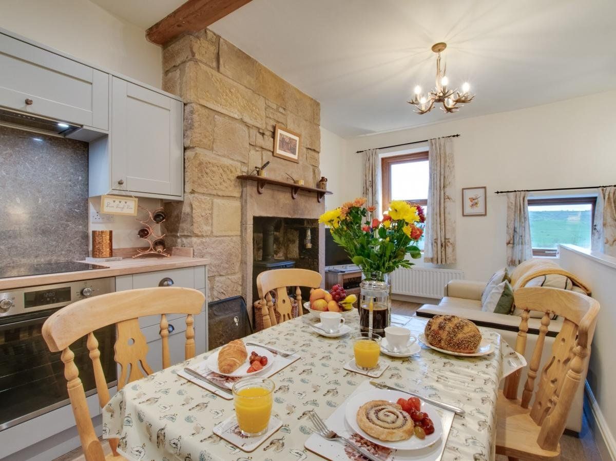 Cottage in Derbyshire photo 1