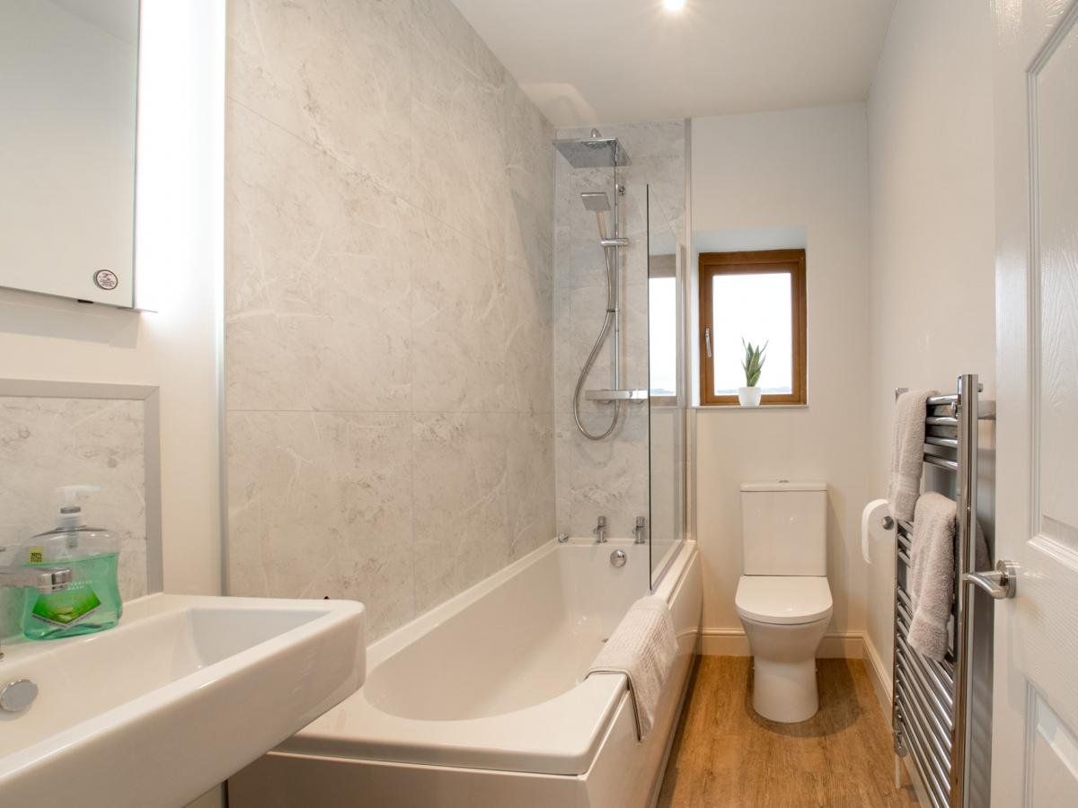 Cottage in Derbyshire photo 10