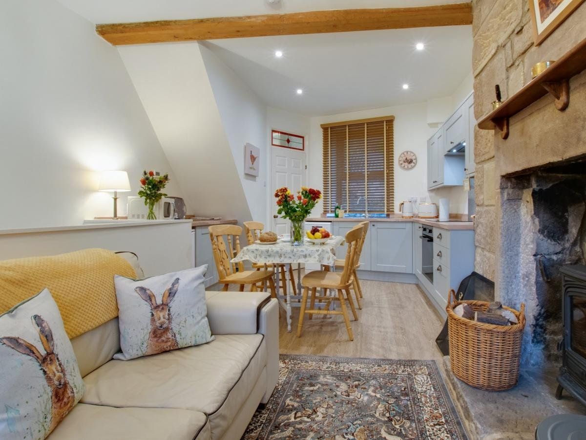 Cottage in Derbyshire photo 2