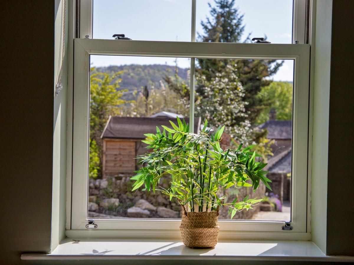 Cottage in Derbyshire photo 9