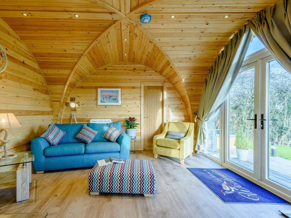 Cottage in Derbyshire photo 3
