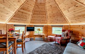 Log Cabin in Glasgow and Clyde Valley reviews