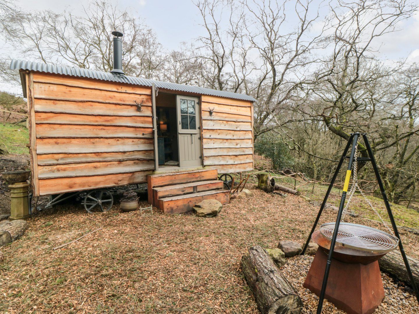 The Hideaway, Shepherd's Hut photo 2