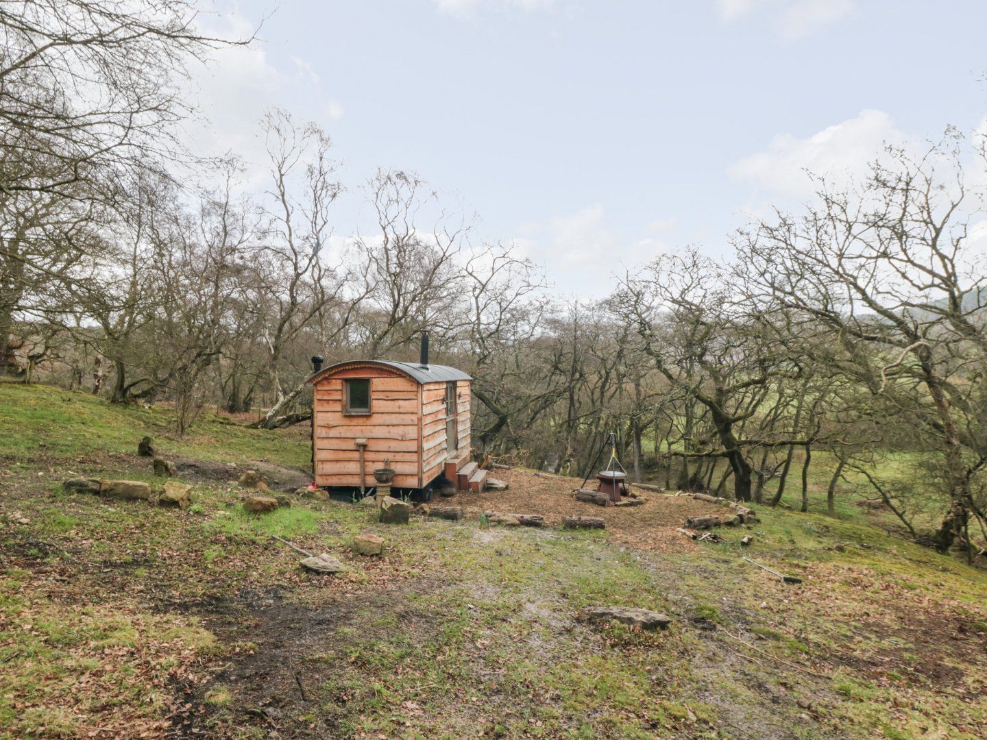 The Hideaway, Shepherd's Hut photo 3