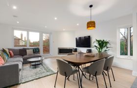 Luxury Ballsbridge Townhouse reviews