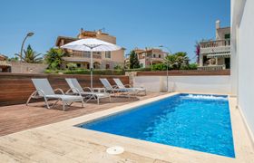 The Balearic Villa reviews
