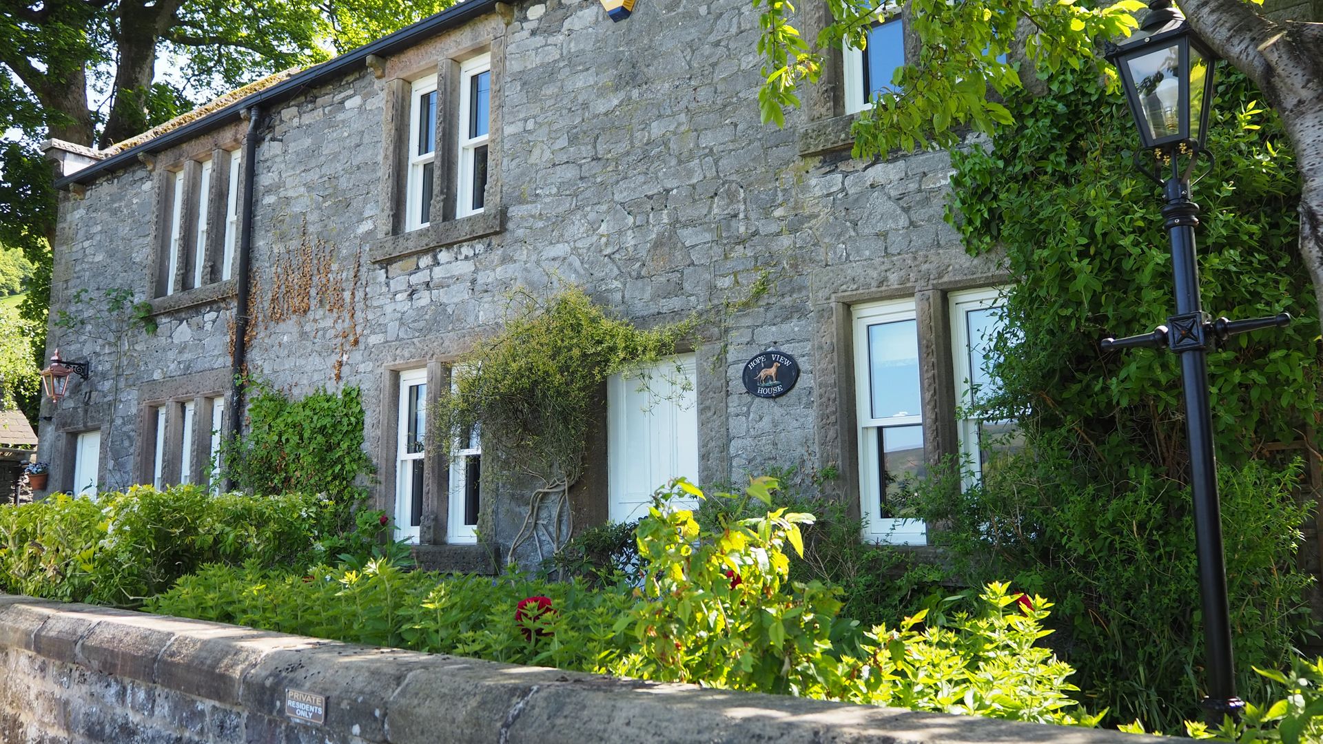 Hope View House photo 2