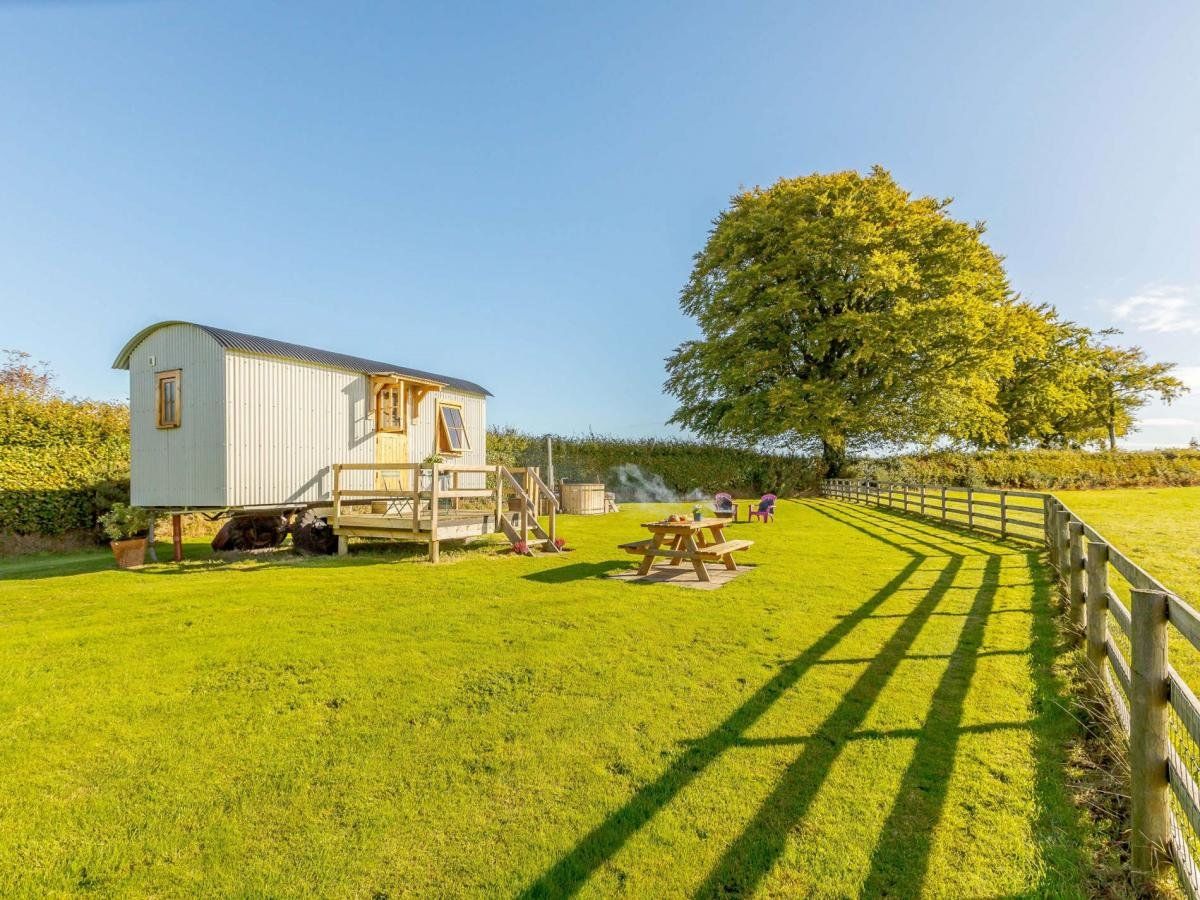Cottage in Somerset photo 2