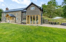 House in Mid Wales reviews