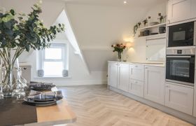 Fore Street House - Apartment 3 reviews