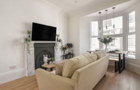 Fore Street House - Apartment 2 reviews