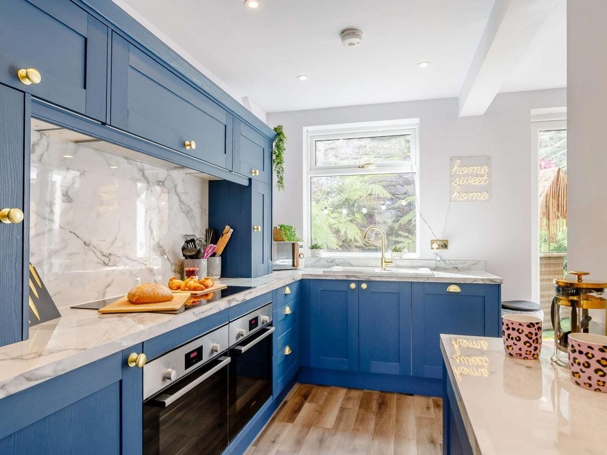 House in Derbyshire photo 6