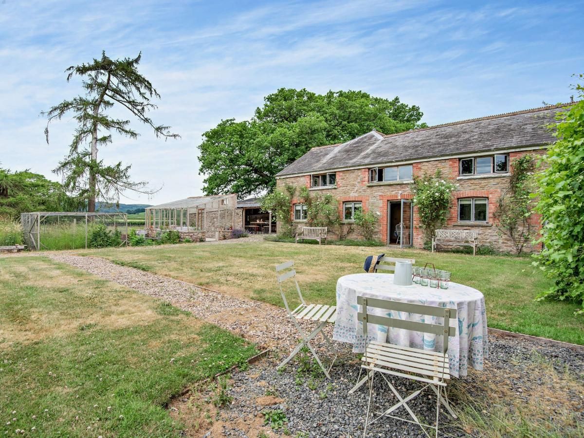 Cottage in Mid Wales photo 1