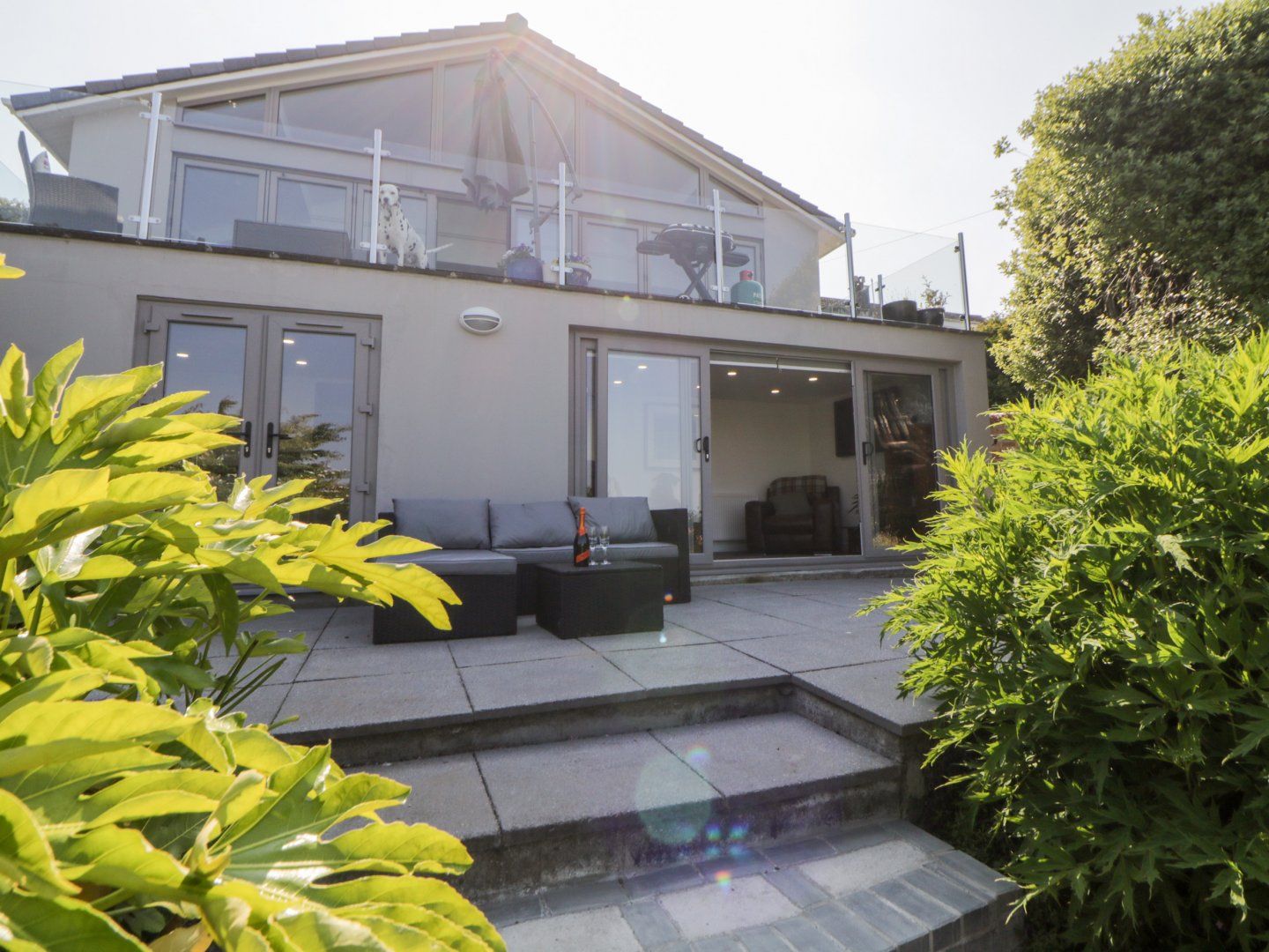 Riverview @ 1 Brunel View photo 1