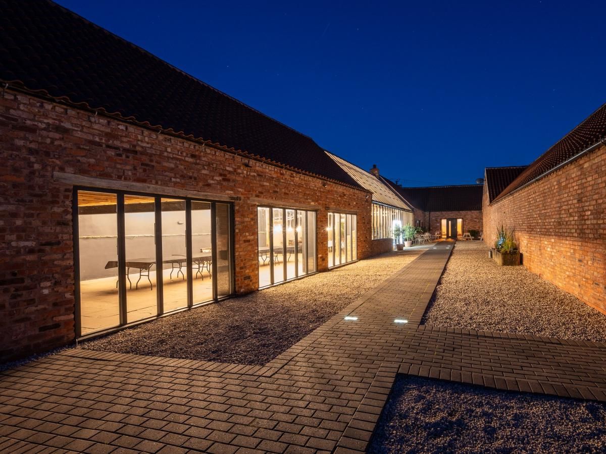 Barn in Nottinghamshire photo 1