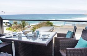 Apartment 3 Fistral Beach