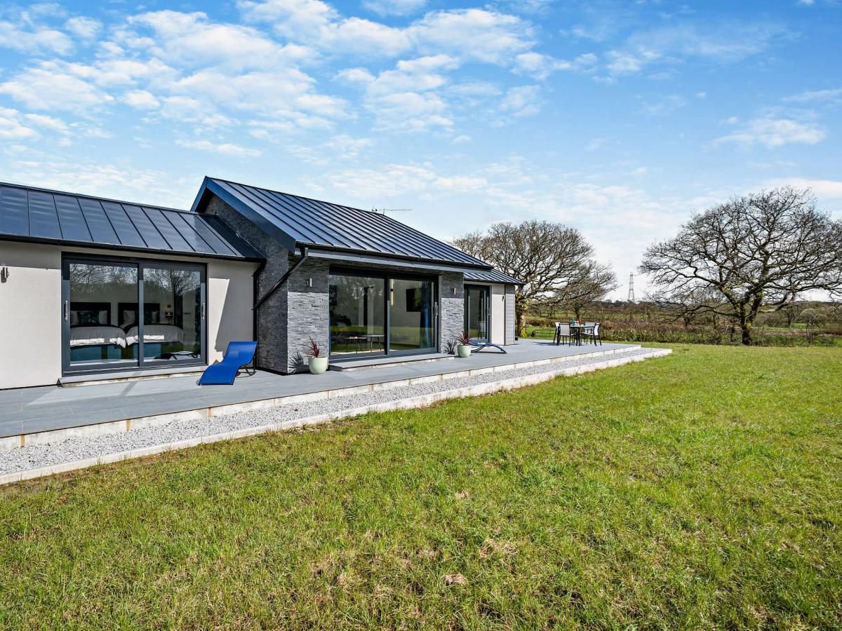 Bungalow in North Devon photo 1