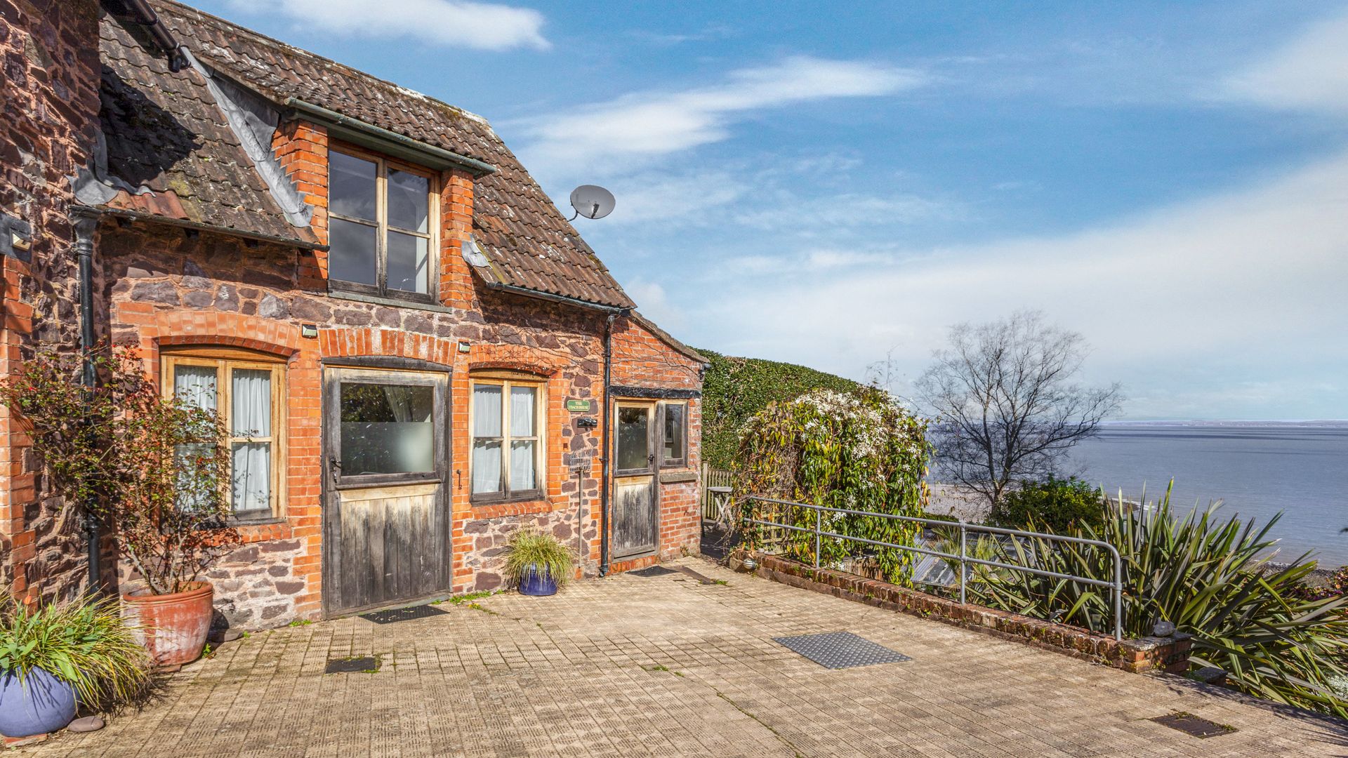 The Coach House, Porlock Weir photo 1