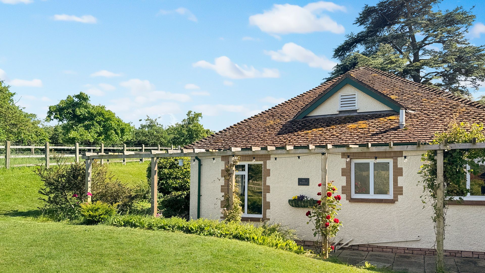 The Bramleys, Old Cleeve photo 5