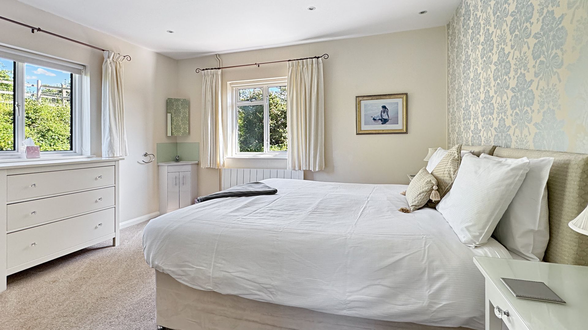 The Bramleys, Old Cleeve photo 8