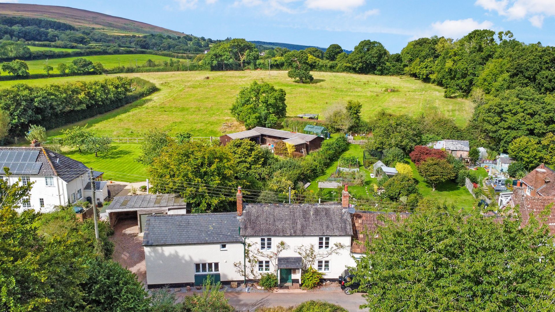 Forge Cottage, Wootton Courtenay photo 1