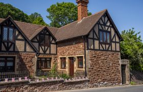 Two Grooms Cottage, Dunster