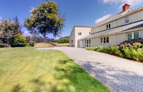 The Old Farmhouse, Honeymead, Simonsbath