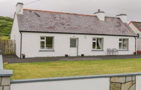 Maghera Caves Cottage reviews