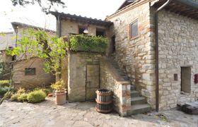 Tuscan Retreat reviews