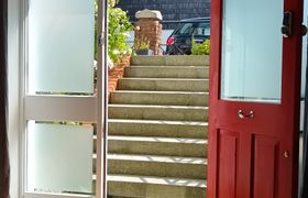 Beautiful Georgian Apartment in heart of Bray