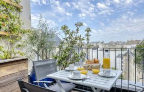 Marais Hideaway