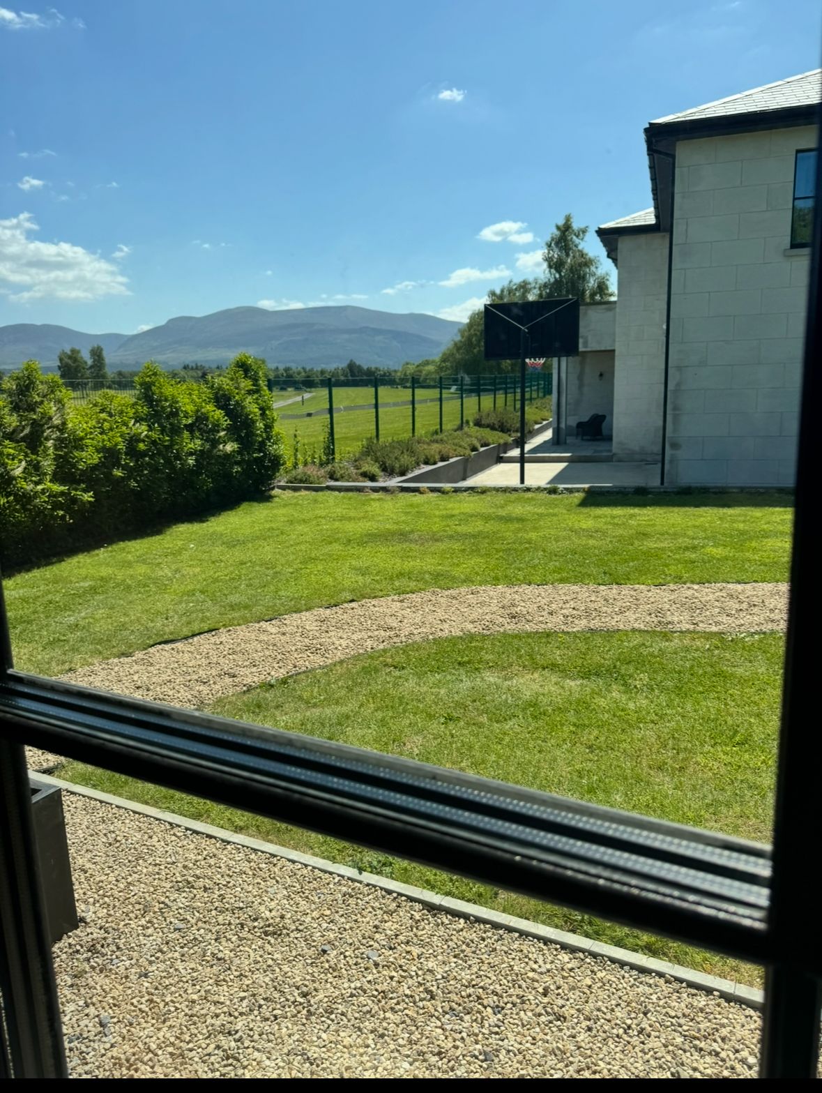 4 Bedroom Holiday Rental in Killarney photo 89