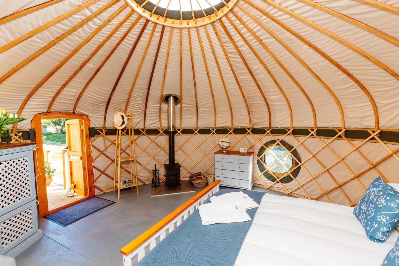 Orchard Yurt, Allerford photo 4