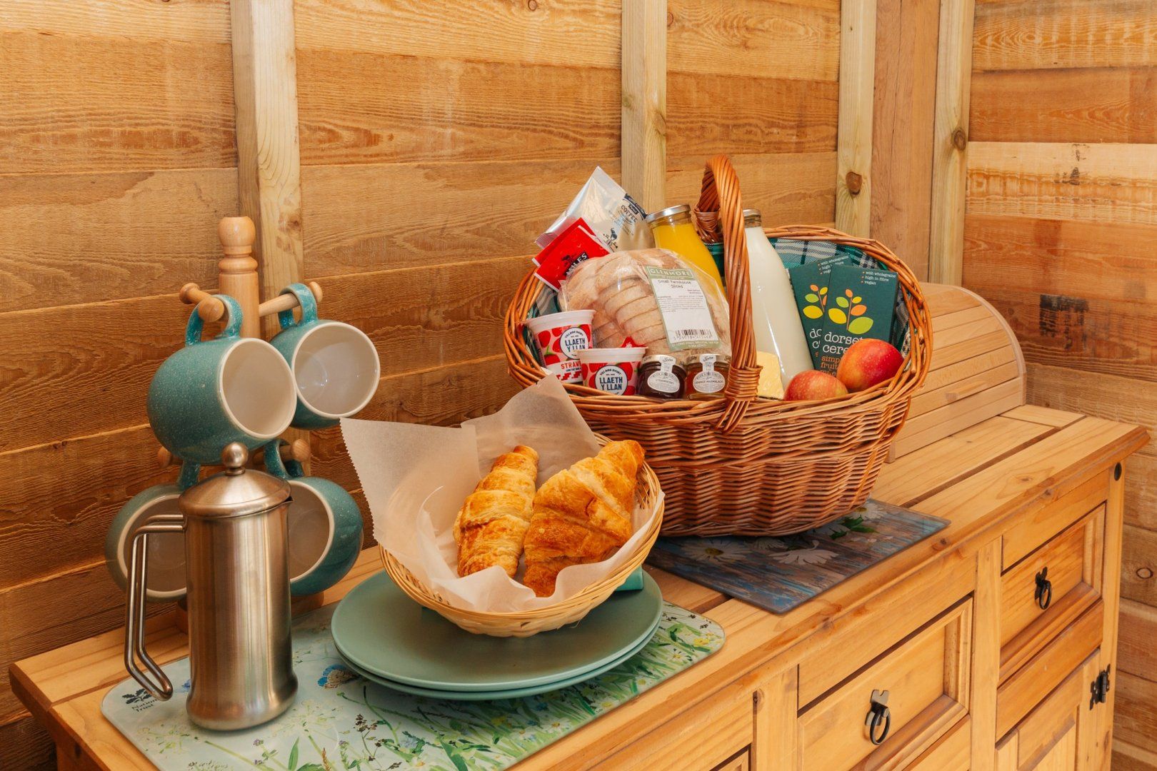 Orchard Yurt, Allerford photo 8