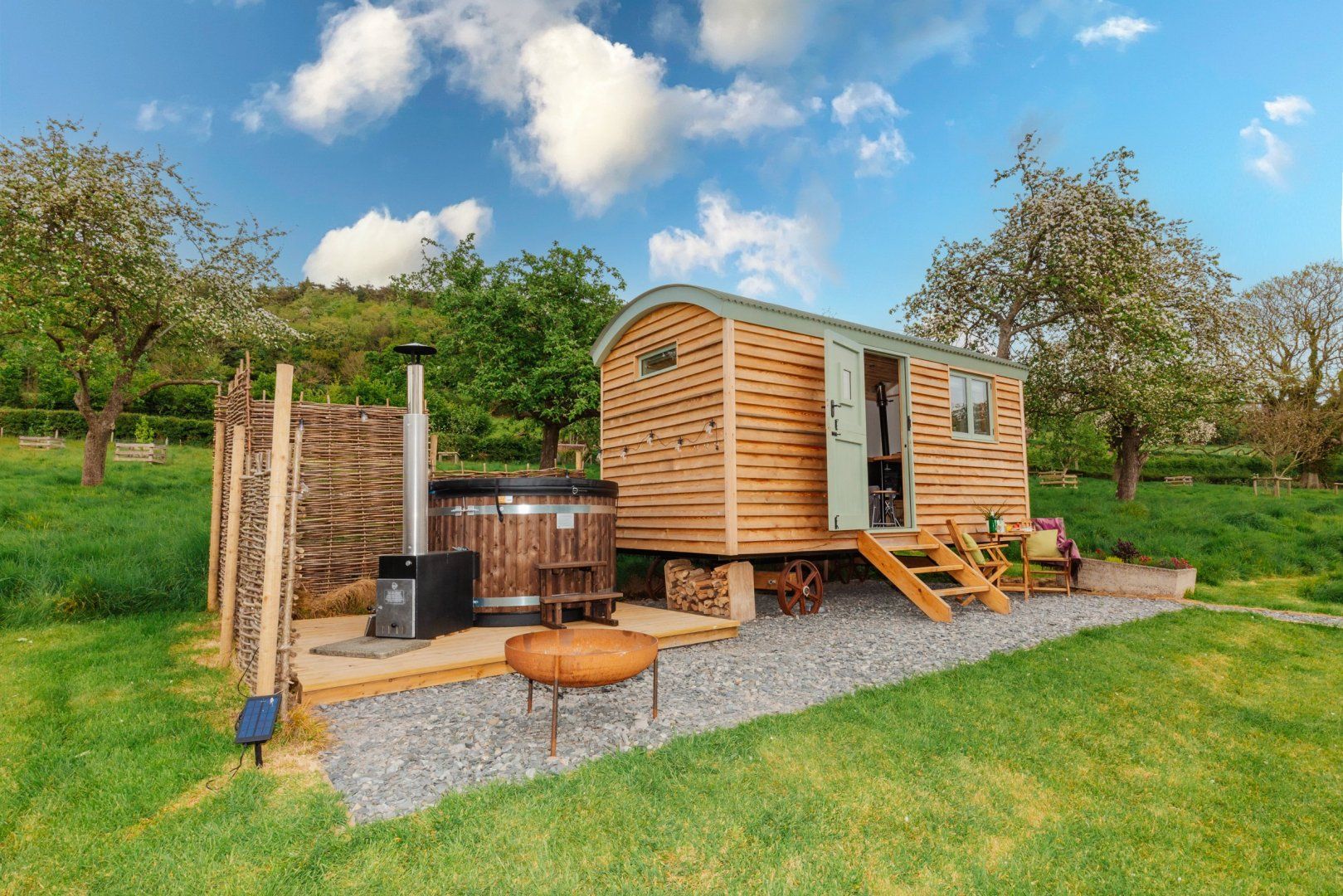 Bramley Hut, Allerford photo 4