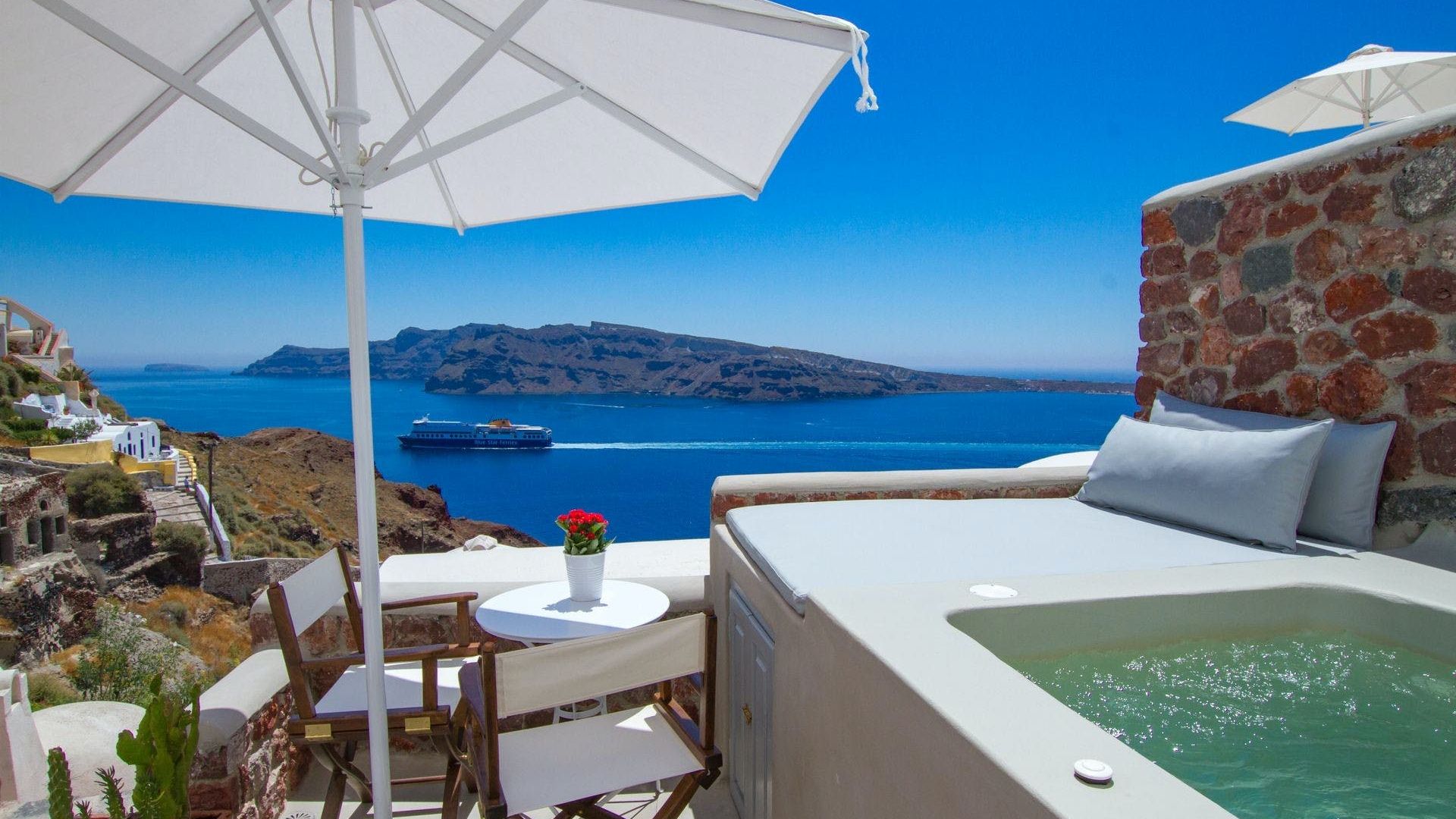 Charming Caldera Retreat photo 1